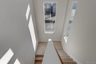 15702 E Broncos Pl in Centennial, CO - Foto de edificio - Building Photo