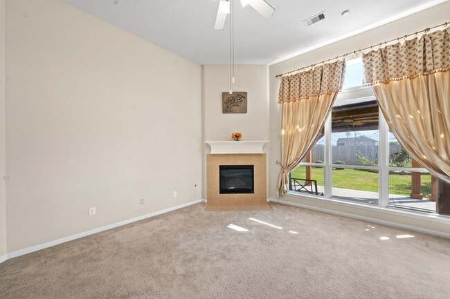 20311 Towering Cypress Dr in Cypress, TX - Foto de edificio - Building Photo