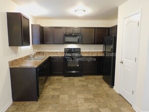 1405 Asher Downs Dr in Greensboro, NC - Building Photo - Building Photo