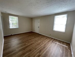 1120 Acorn St in Fayetteville, NC - Building Photo - Building Photo