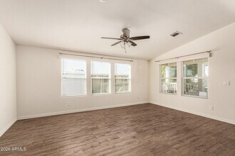 10810 N 91st Ave in Peoria, AZ - Building Photo - Building Photo