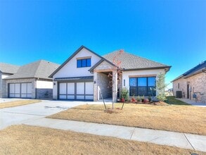 4500 N Lincoln Blvd in Oklahoma City, OK - Building Photo - Building Photo