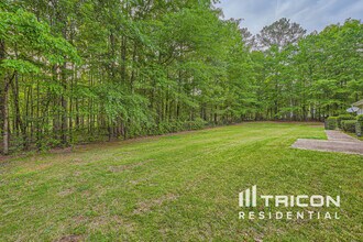 1374 Lake Dow Rd in Mcdonough, GA - Building Photo - Building Photo