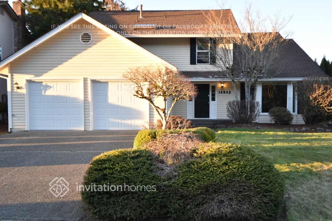 14942 SE 184th St in Renton, WA - Building Photo