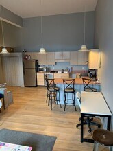 204 N Walnut St in Bloomington, IN - Building Photo - Building Photo