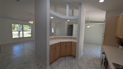 9 Coconut Ct in Homosassa, FL - Foto de edificio - Building Photo