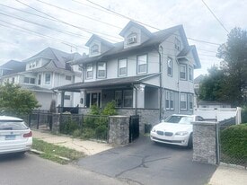 64 Livingston Pl in Bridgeport, CT - Building Photo