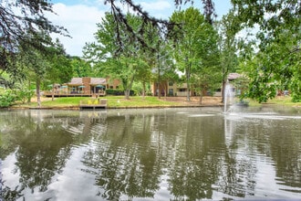 Lakes at Lincoln in Greensboro, NC - Building Photo - Building Photo