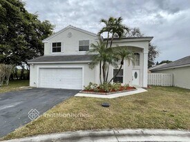 5542 NW 53rd Cir in Coconut Creek, FL - Building Photo