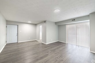 Eastland Hills Apartments in Lexington, KY - Building Photo - Building Photo