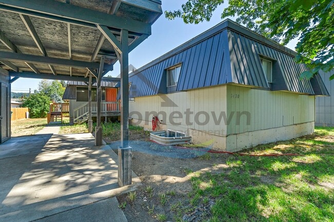 2422 N 8th St in Coeur d'Alene, ID - Building Photo - Building Photo