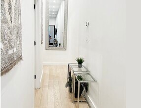 360 Meridian St in Boston, MA - Building Photo - Building Photo