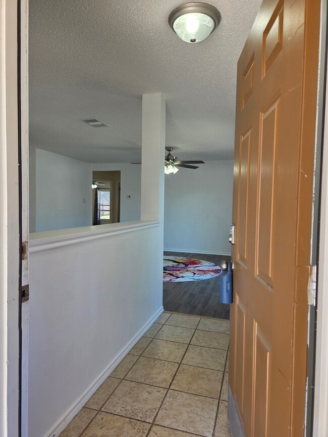 14227 Wetmore Bend in San Antonio, TX - Building Photo - Building Photo