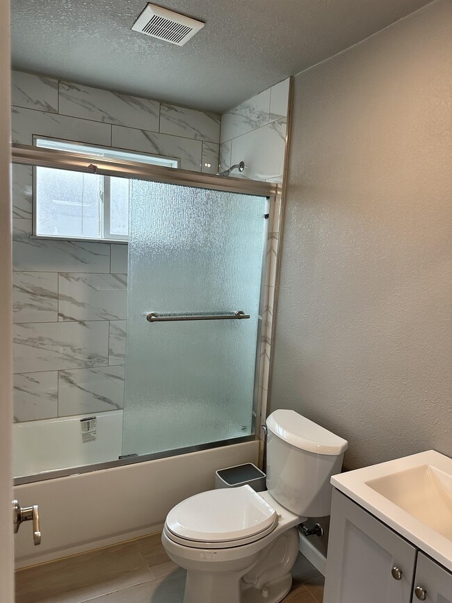 475 Fortuna Ave in San Leandro, CA - Building Photo - Building Photo