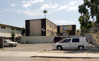 921 N Ave in National City, CA - Building Photo