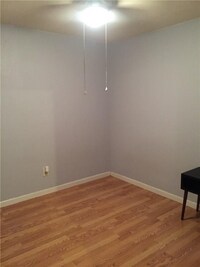 1716 Crest Grove Dr photo'