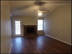 35 Point W Cir in Little Rock, AR - Building Photo - Building Photo