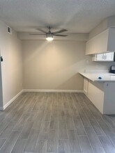 817 Quail Ln in Bakersfield, CA - Building Photo - Building Photo