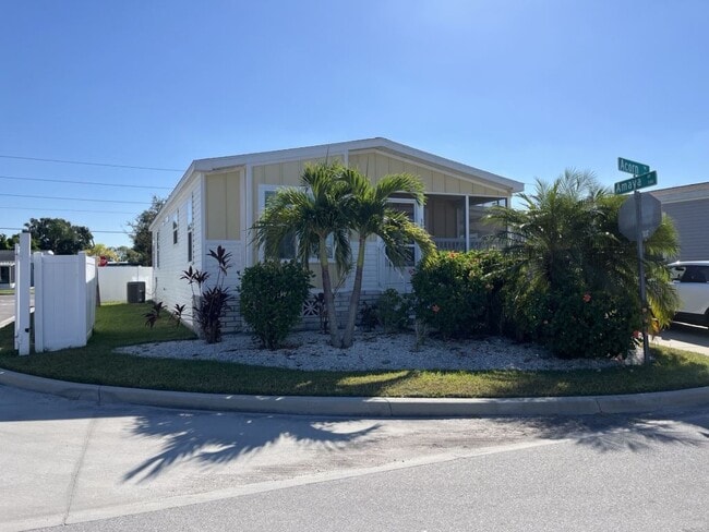 property at 3014 Acorn Trail