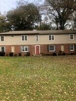 505 Guille St in Athens, TN - Building Photo