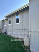 5716 N London Ave in Kansas City, MO - Building Photo - Building Photo