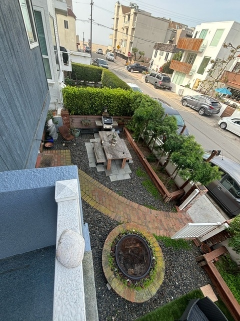 24 Lighthouse St, Unit B in Marina Del Rey, CA - Building Photo - Building Photo