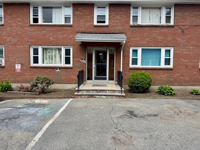 51 Laighton St in Lynn, MA - Building Photo - Building Photo