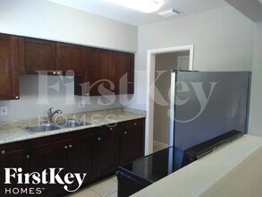 4106 N Terrace Dr in West Palm Beach, FL - Building Photo - Building Photo