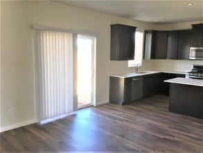 9128 NE 167th Ct in Vancouver, WA - Foto de edificio - Building Photo