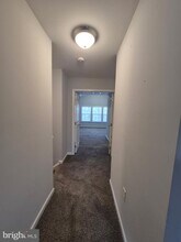 43 Scarboro Dr in Bunker Hill, WV - Building Photo - Building Photo