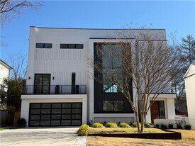 2385 Nesbitt Dr NE in Atlanta, GA - Building Photo