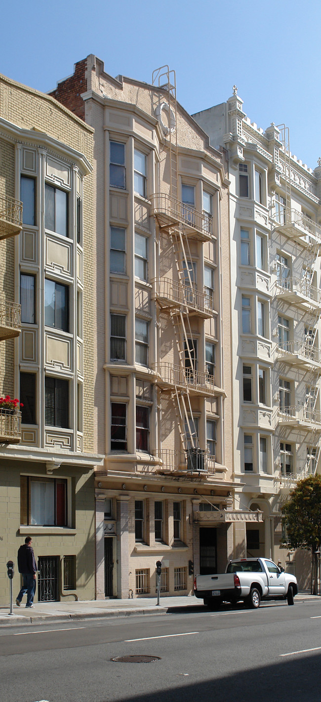 Tremaine Apartments in San Francisco, CA - Building Photo - Building Photo