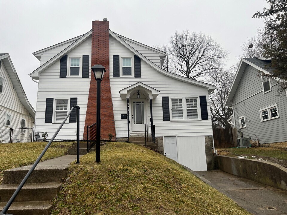 370 Terrace Dr in Springfield, OH - Building Photo