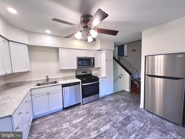 17 Todd Ln in Newark, DE - Building Photo - Building Photo