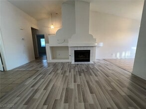 1708 Eagle Peak Way in Las Vegas, NV - Building Photo - Building Photo