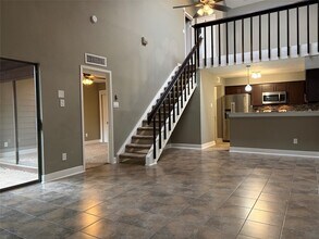 2611 Grants Lake Blvd in Sugar Land, TX - Building Photo - Building Photo