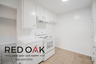 9254 Palm St in Bellflower, CA - Building Photo - Building Photo