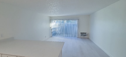 1100 Turner St, Unit Unit 103 in Clearwater, FL - Foto de edificio - Building Photo