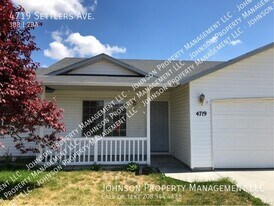 4719 Settlers Ave in Caldwell, ID - Building Photo