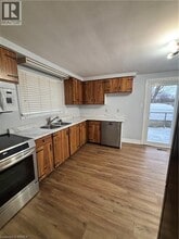 327 Cole Rd in Guelph, ON - Building Photo - Building Photo