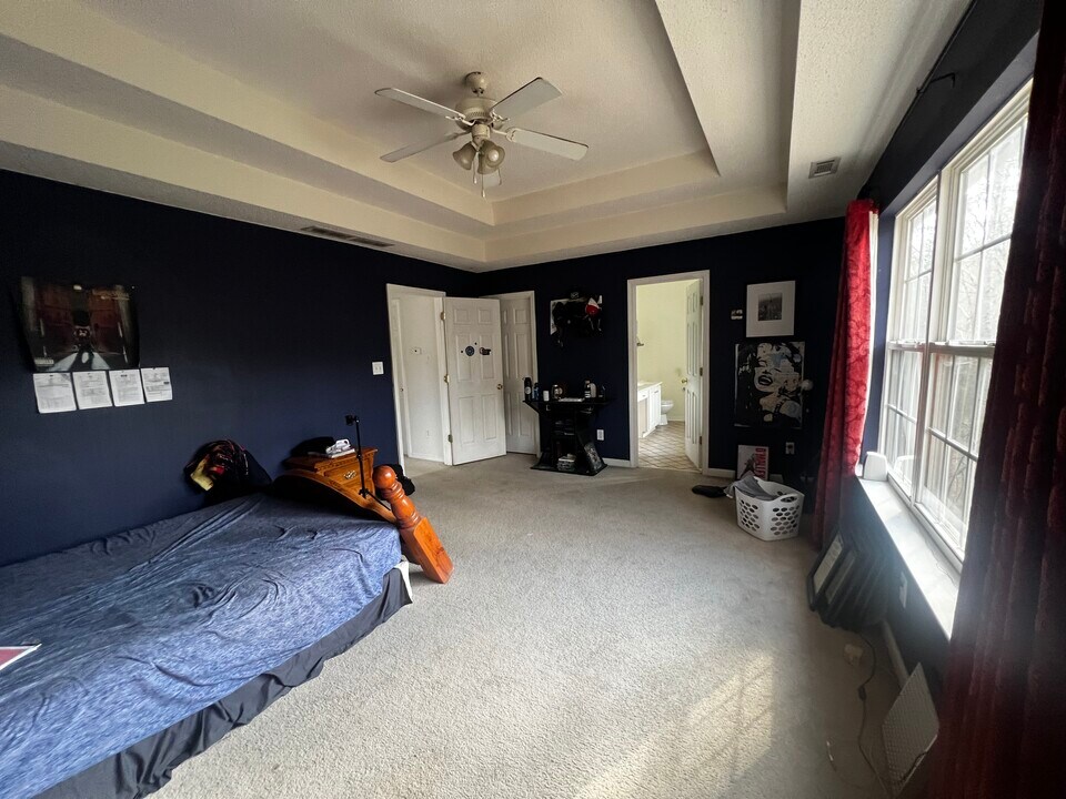 360 Burch Rd in Fayetteville, GA - Building Photo