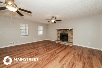 4852 W Ridge Dr in Douglasville, GA - Building Photo - Building Photo