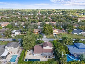 4610 Pine Tree Dr, Unit 155-1005 in Boynton Beach, FL - Building Photo - Building Photo