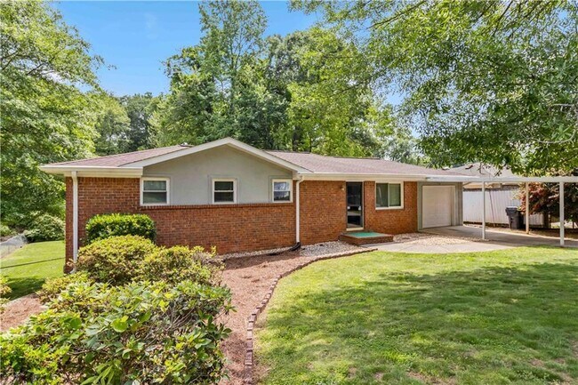property at 339 Diane Dr SE