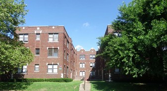 2811-2817 N Kingshighway Blvd Apartamentos