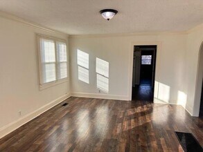 897 2nd St NE in Cleveland, TN - Foto de edificio - Building Photo