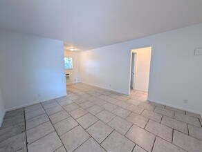 1061 NE 23rd Terrace in Pompano Beach, FL - Building Photo - Building Photo