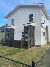 1124 Garfield St, Unit B in Chattanooga, TN - Foto de edificio - Building Photo
