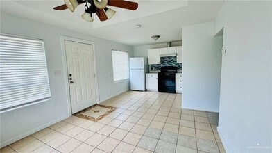 17 N Pablo St in Edinburg, TX - Building Photo - Building Photo
