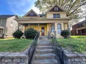 396 N Highland Ave, Unit 2 in Jackson, TN - Building Photo